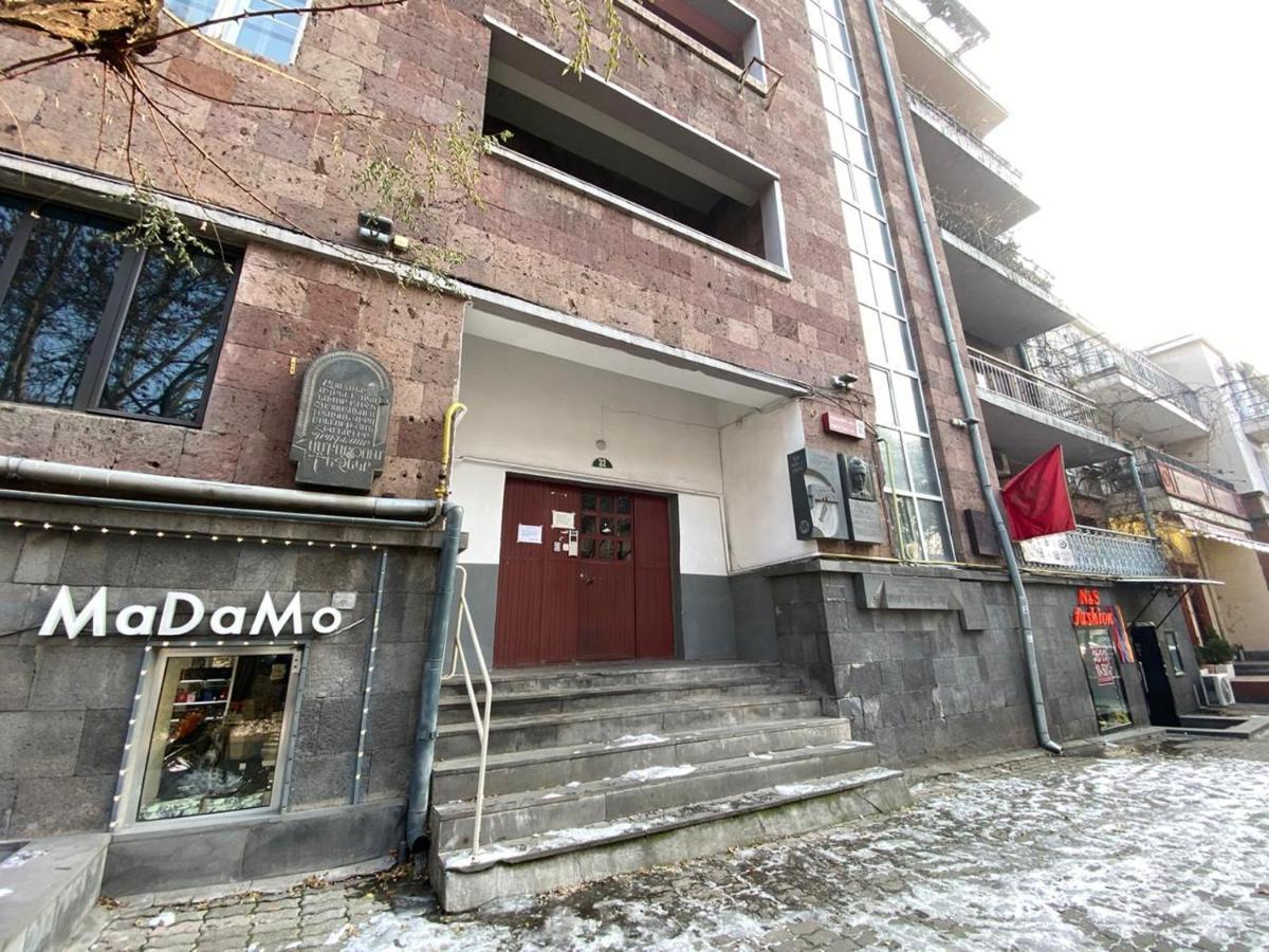 Stay Inn-Apartments On Abovyan 32 Erivan Dış mekan fotoğraf
