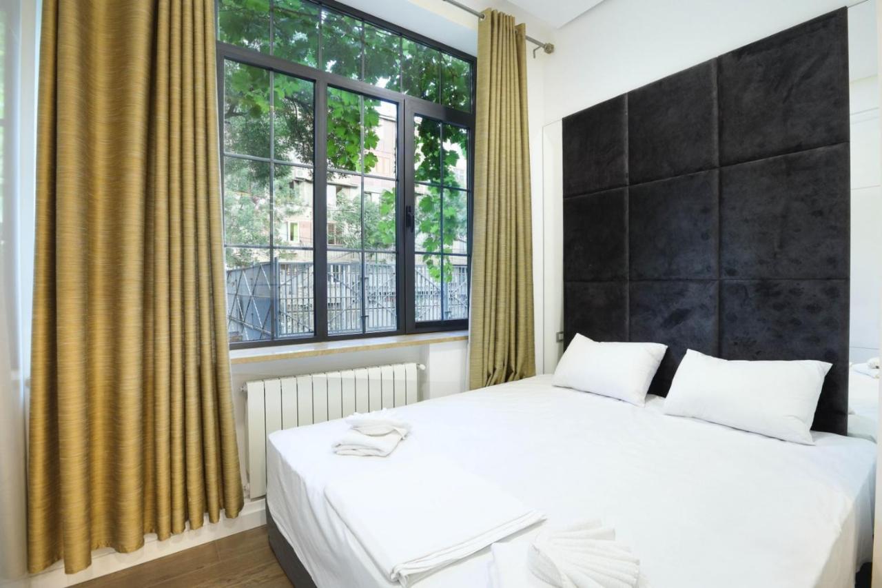 Stay Inn-Apartments On Abovyan 32 Erivan Dış mekan fotoğraf